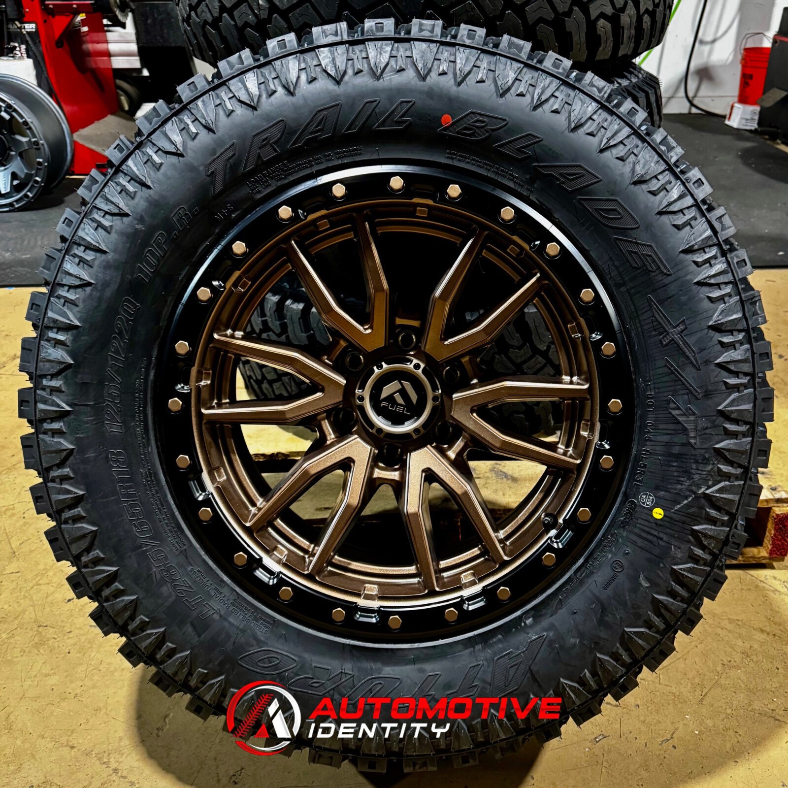 18x9 Fuel Rebel D681 Bronze Wheels 33