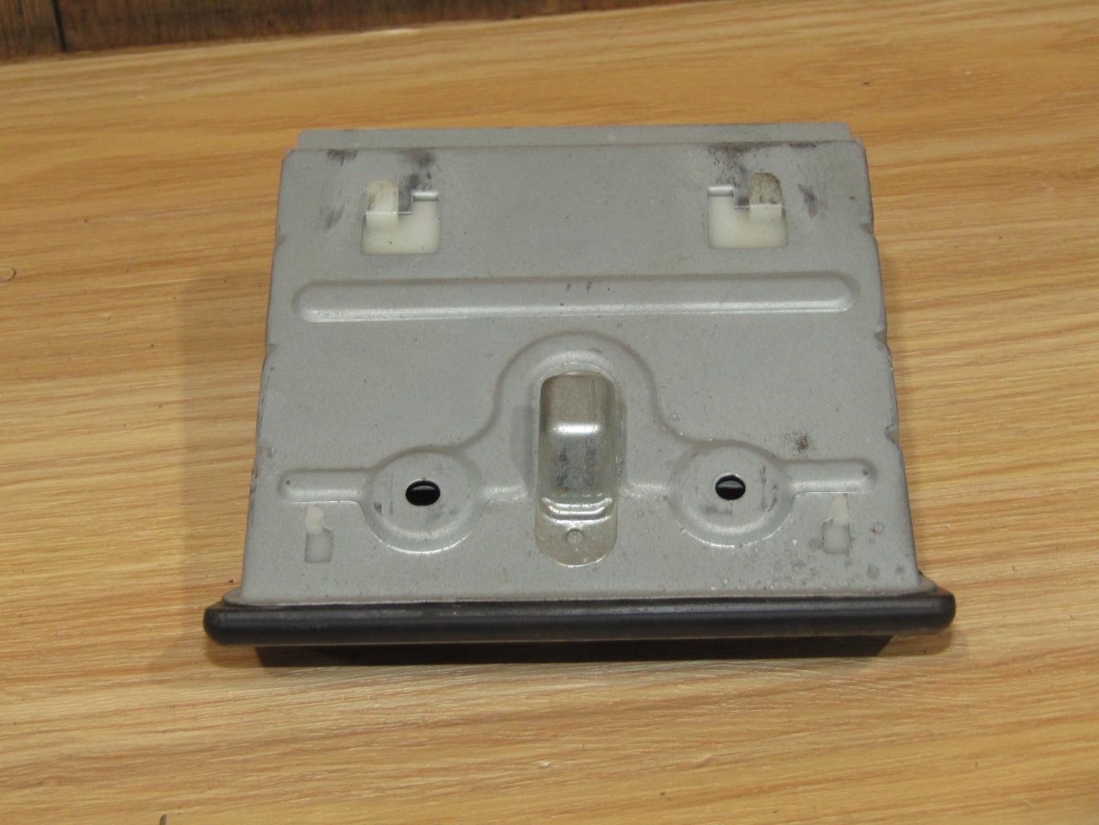 1996-2002 Toyota 4Runner OEM dash storage ash tray 96 97 98 99 00 01 02 1996-2002 Toyota 4Runner OEM dash storage ash tray 96 97 98 99 00 01 02