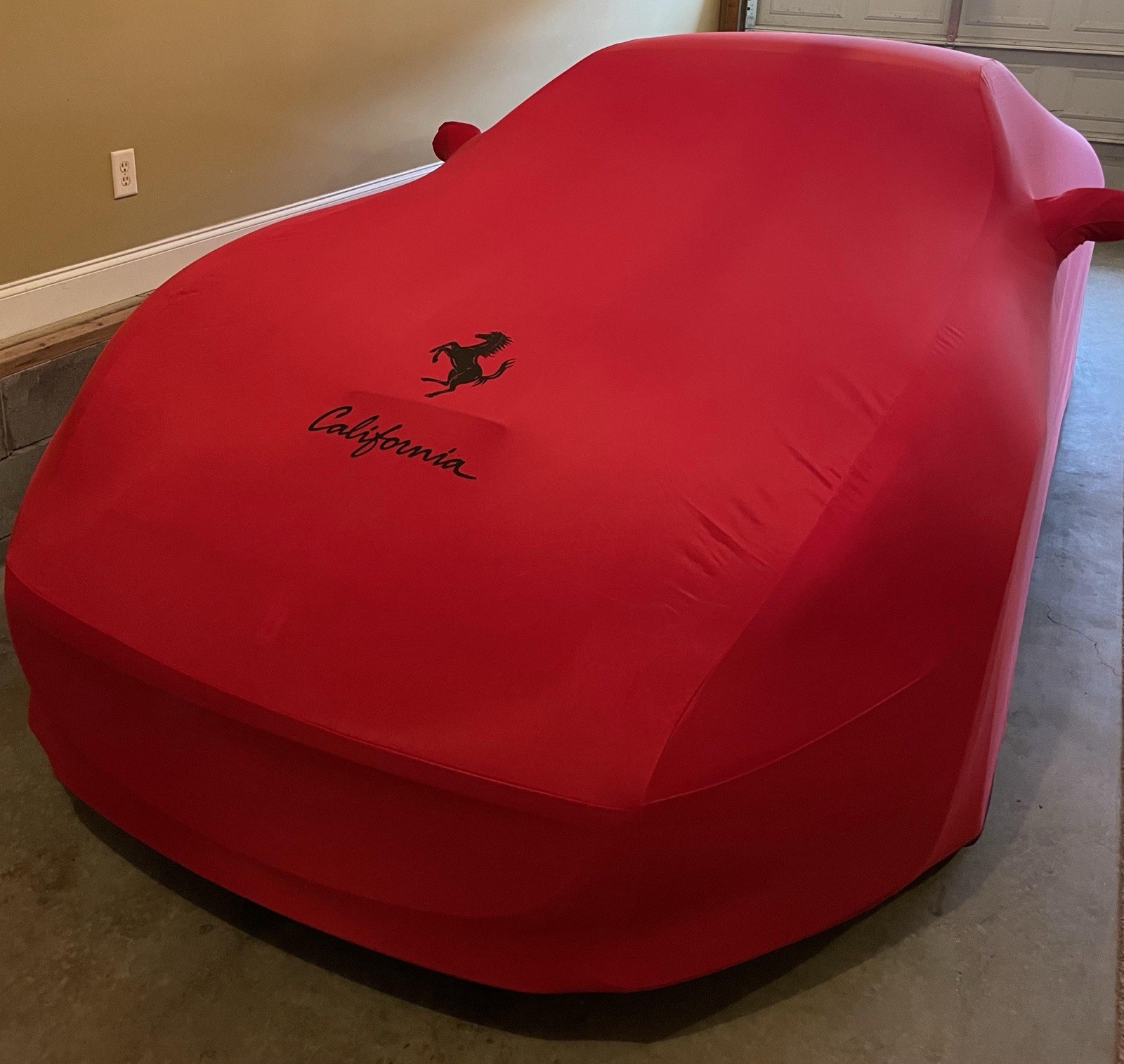 NEW Genuine Factory Ferrari California F149 Red Satin Indoor Car Cover OEM W/Bag