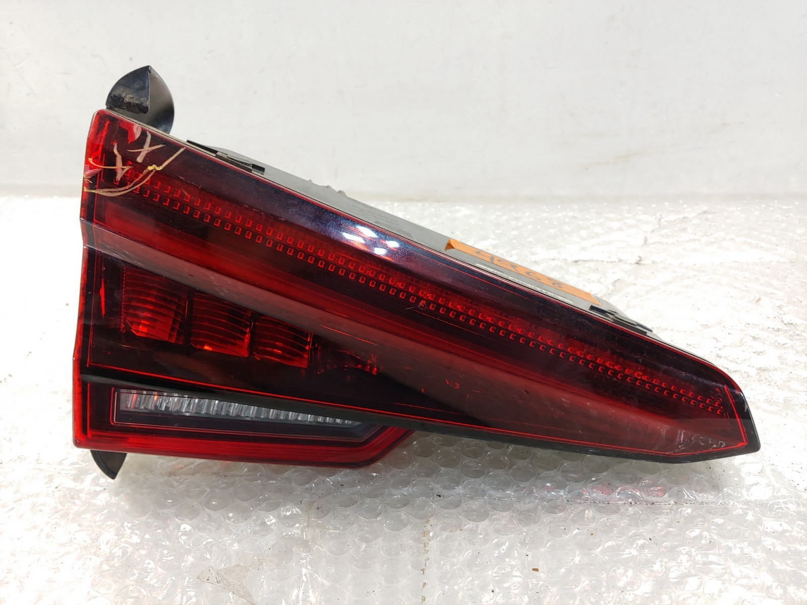 2017-2023 Audi A4 OEM LH-Inner Taillight 8W5945093D