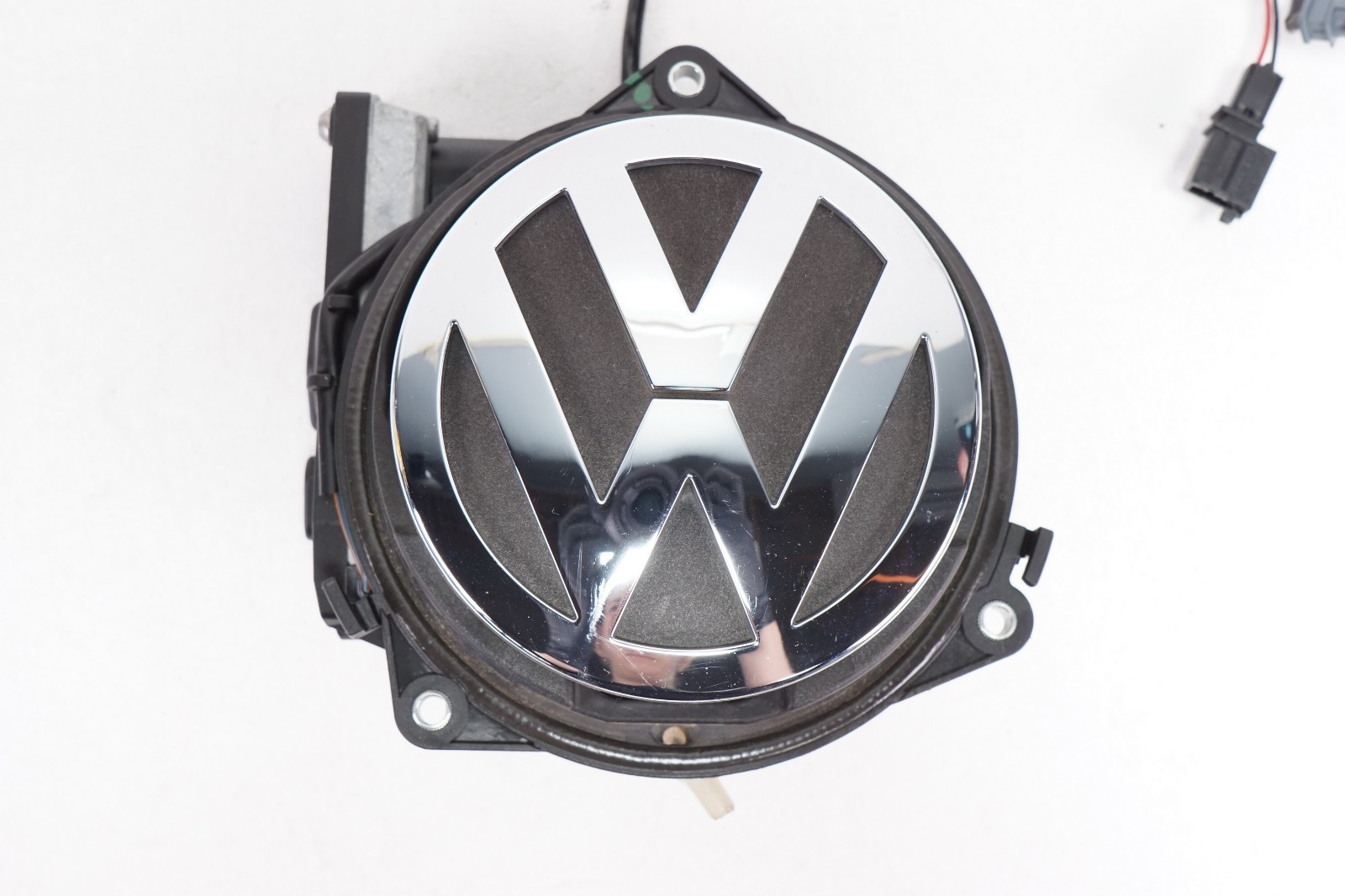 VOLKSWAGEN CC Trunk Release Handle Camera 5K0-827-469-AP OEM 2009 - 2012