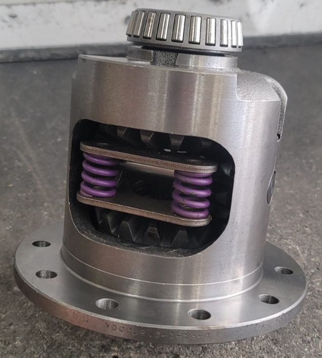 USED - Yukon Gear and Axle Duragrip GM 8.5 - 28 Spline - YDGGM8.5-3-28-1 - Posi USED - Yukon Gear and Axle Duragrip GM 8.5 - 28 Spline - YDGGM8.5-3-28-1 - Posi