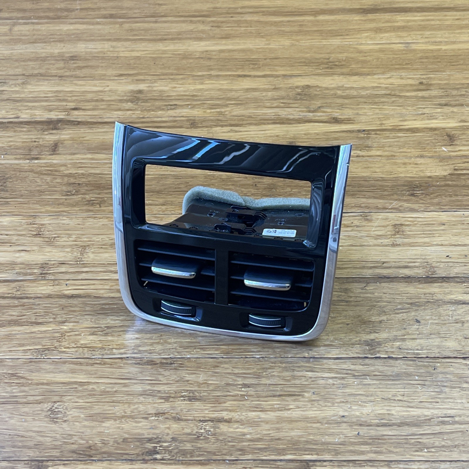 2016-2025 Volvo XC90 II T5 Center Console Back Air Vent Grille Trim Rear OEM