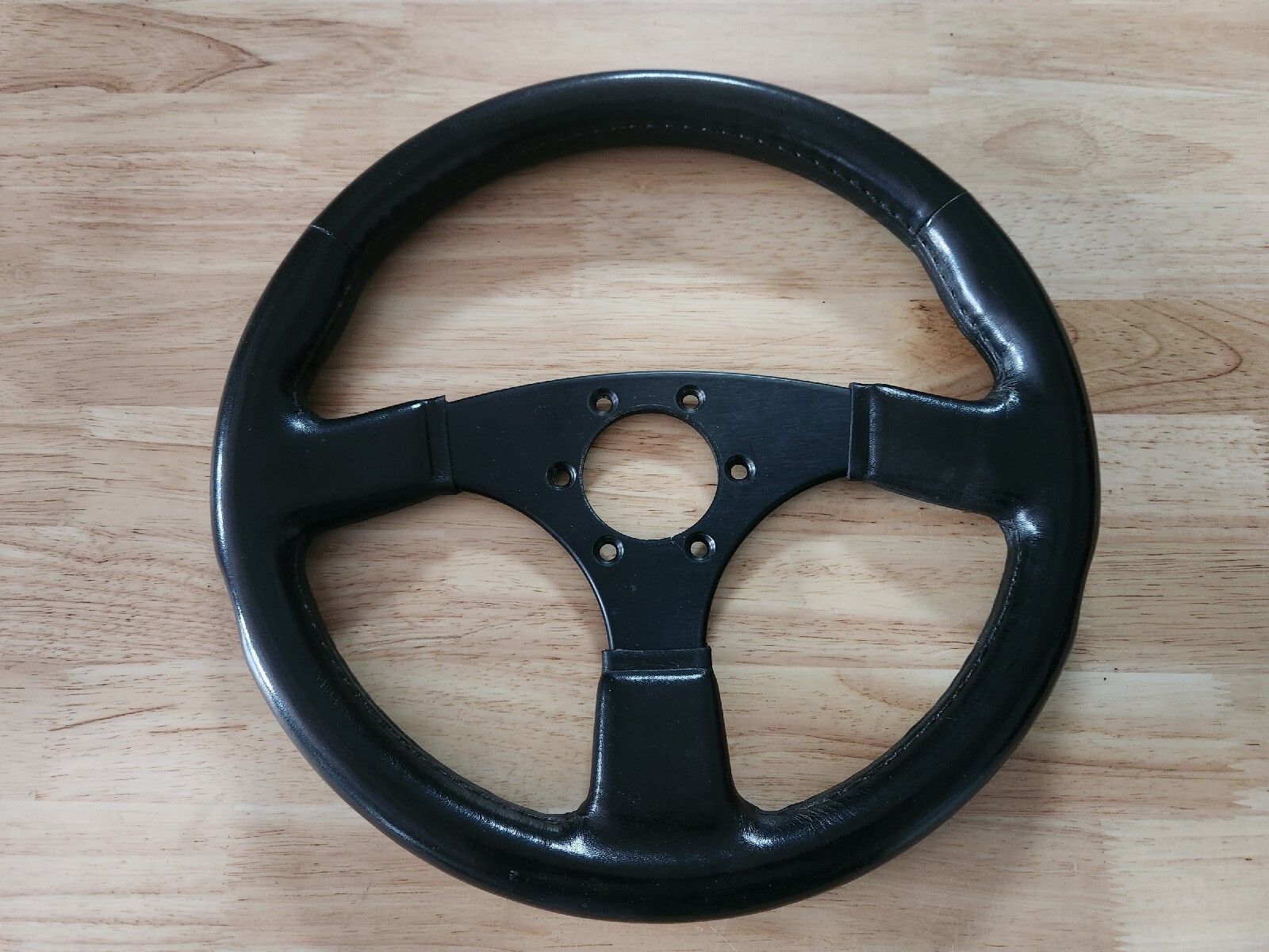 1995 Vintage raid wheel Very Nice Condition Out Of A Porsche 1995 Vintage raid wheel Very Nice Condition Out Of A Porsche