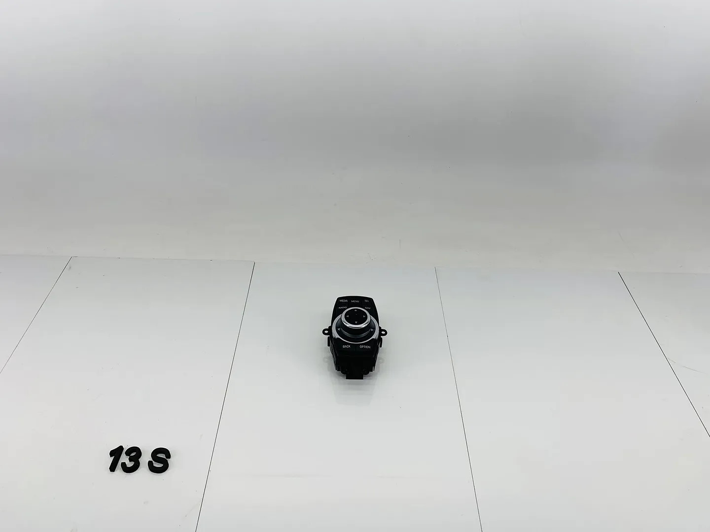 13-15 BMW X1 E84 FRONT FLOOR CENTER CONSOLE MULTIFUNCTIONAL CONTROL SWITCH OEM
