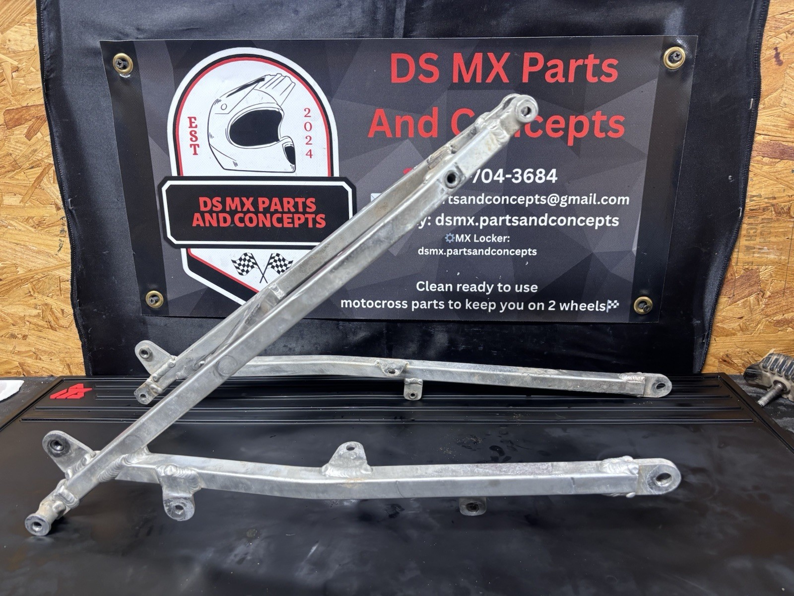 2005-2007 Kawasaki KX250 OEM Rear Subframe Sub Frame Aluminum 2 Stroke