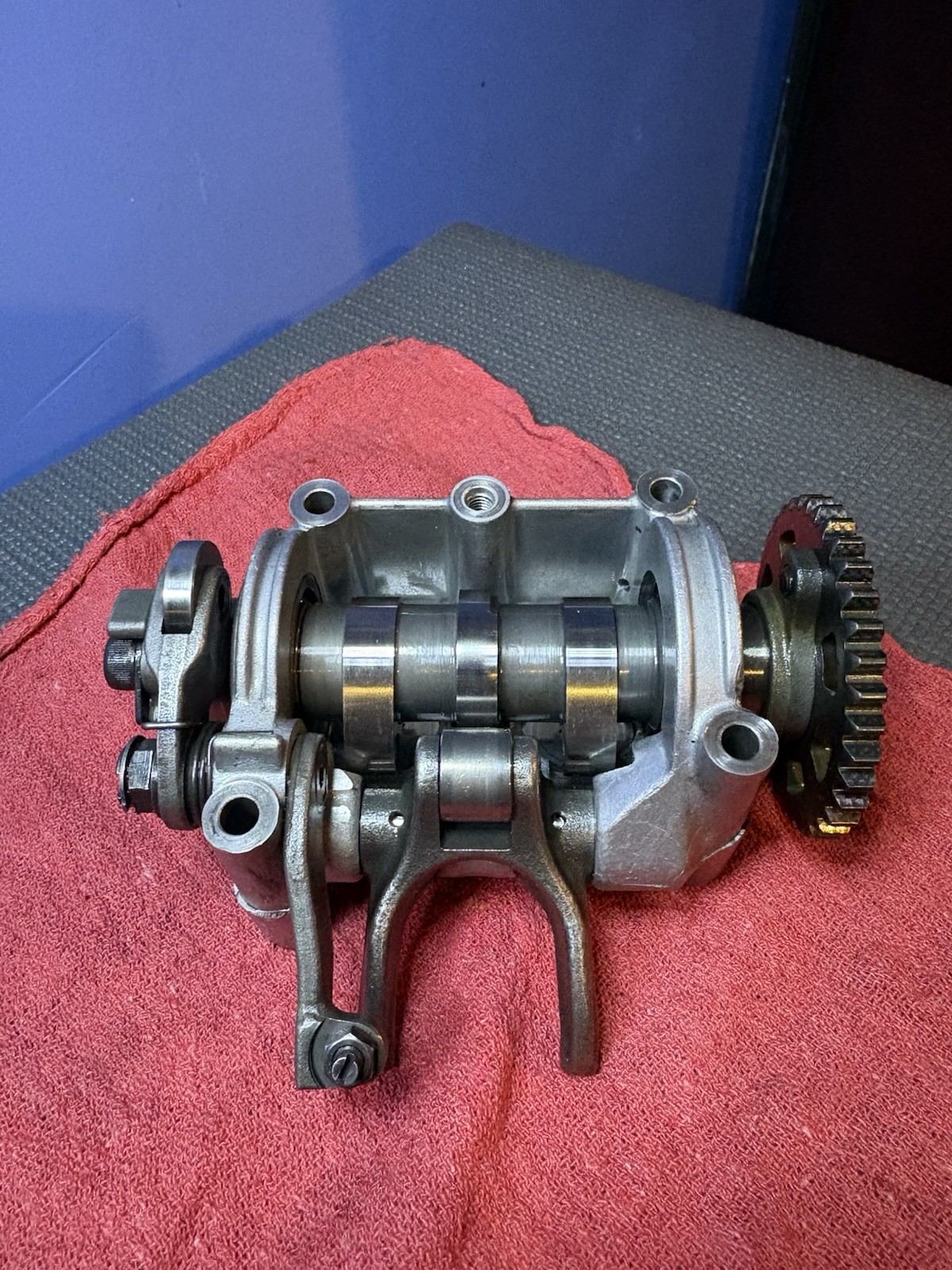 2004 02-06 CRF450R CRF450 OEM Camshaft Rocker Arm Decompression Tower Cam 2004 02-06 CRF450R CRF450 OEM Camshaft Rocker Arm Decompression Tower Cam