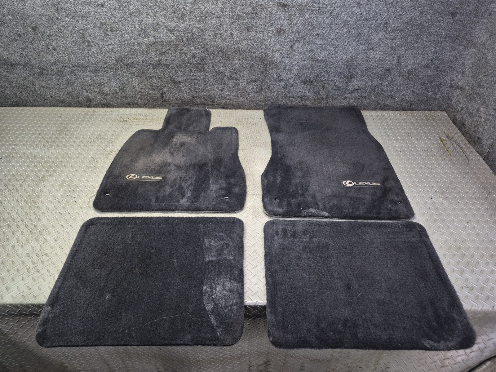 01-06 LEXUS UCF30L LS430 SET OF 4 FRONT & REAR FLOOR MAT CARPET COVER OEM