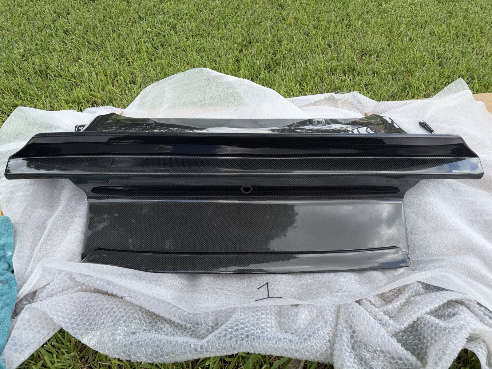 Mustang Carbon Fiber Trunk Mustang Carbon Fiber Trunk