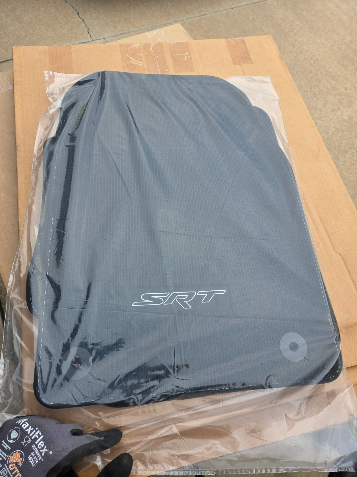 NEW NOS FLOOR MATS OEM 2018 Jeep Grand Cherokee	SRT mopar 4 2019 2020 2021