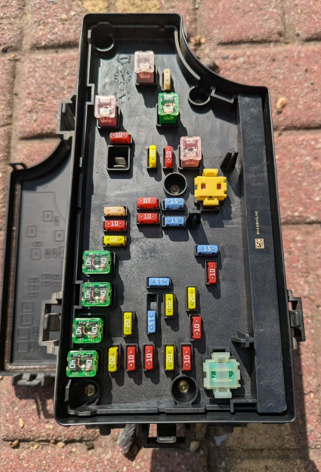 2008-2009 Sebring Dodge Avenger Fuse Box Body Control Module TIPM P68028008AB