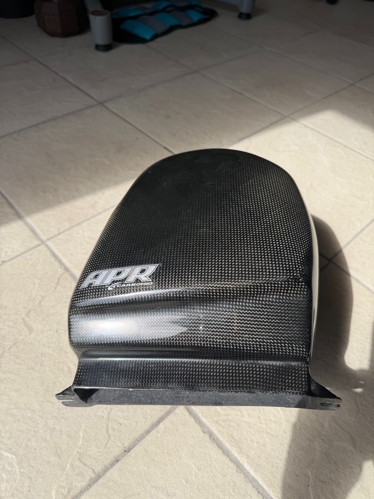 APR Carbon Fiber Intake System, Front Airbox with SAI Filter - 1.8T/2.0T EA888 