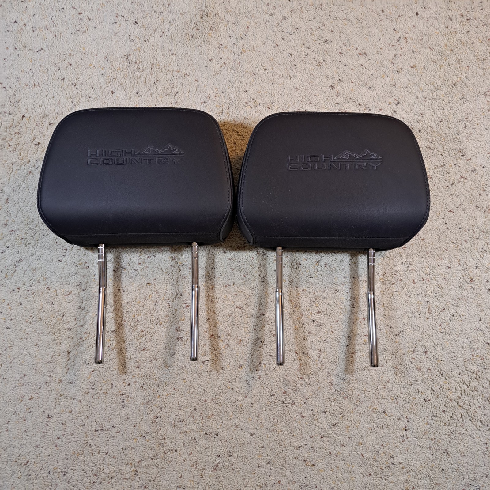 2015-2019 GM Jet Black Head Restraint Headrest - GM (84105418) High Country