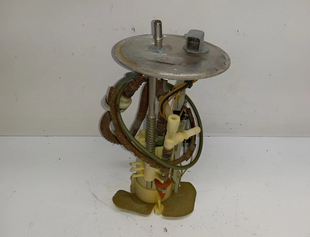 2010 Ford Mustang Fuel Pump Assembly OEM