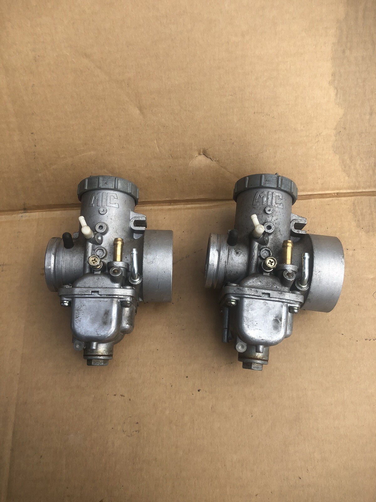 2000 SKI-DOO SKIDOO SUMMIT 700 Carbs 2000 SKI-DOO SKIDOO SUMMIT 700 Carbs