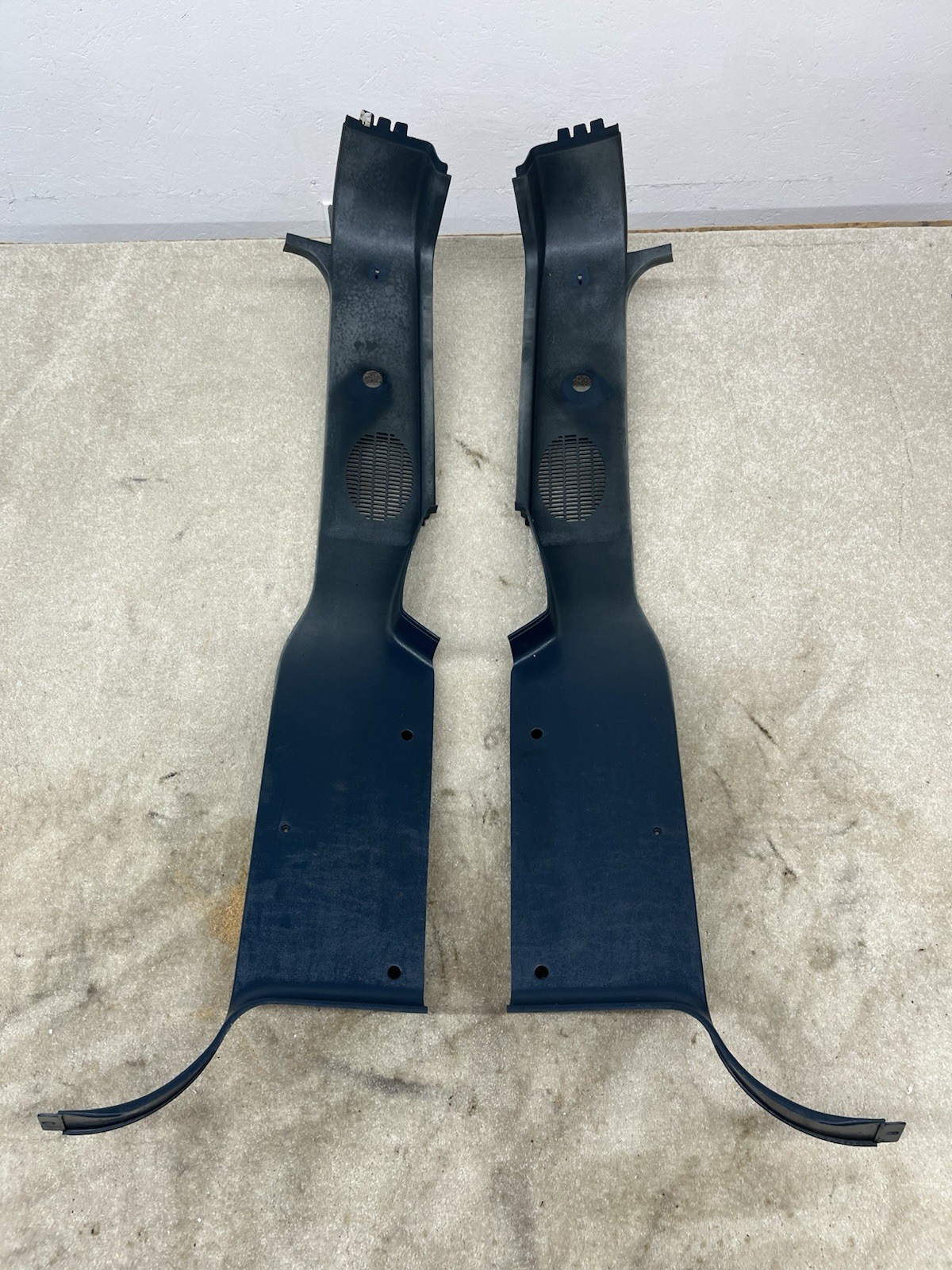 88-94 Chevy GMC OBS Regular Cab Truck C/K Left Right B Pillar Trim Blue OEM 88-94 Chevy GMC OBS Regular Cab Truck C/K Left Right B Pillar Trim Blue OEM