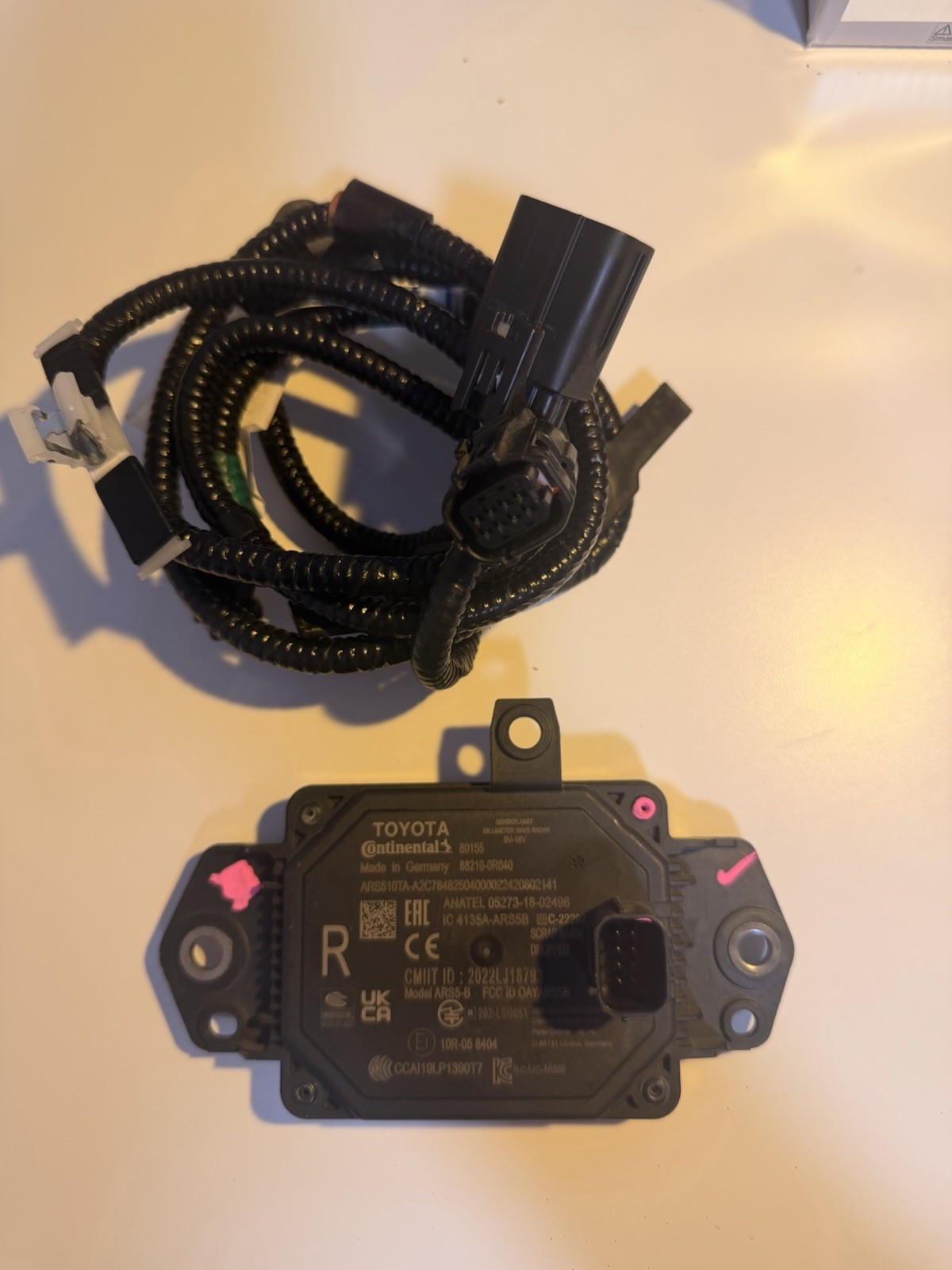 2022-2024 Toyota RAV4 Distance Radar Sensor 88210-0R040 OEM harness included 2022-2024 Toyota RAV4 Distance Radar Sensor 88210-0R040 OEM harness included