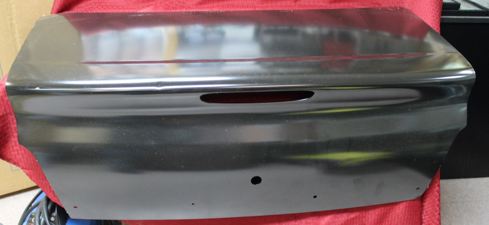 New OEM Mopar Trunk Lid 4814112AE 04814967AD 1995-2000 Chrysler Cirrus (GR)