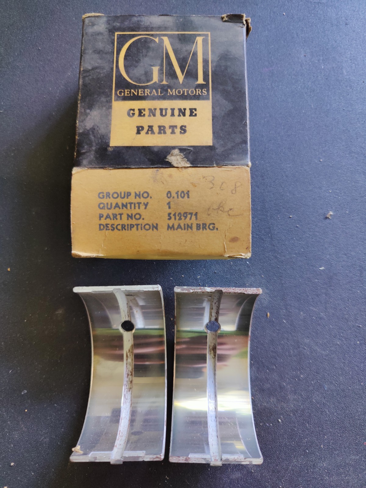 NOS OEM 1939-54 Pontiac P8 Crankshaft Main Bearing .001 GM 512971 NOS OEM 1939-54 Pontiac P8 Crankshaft Main Bearing .001 GM 512971