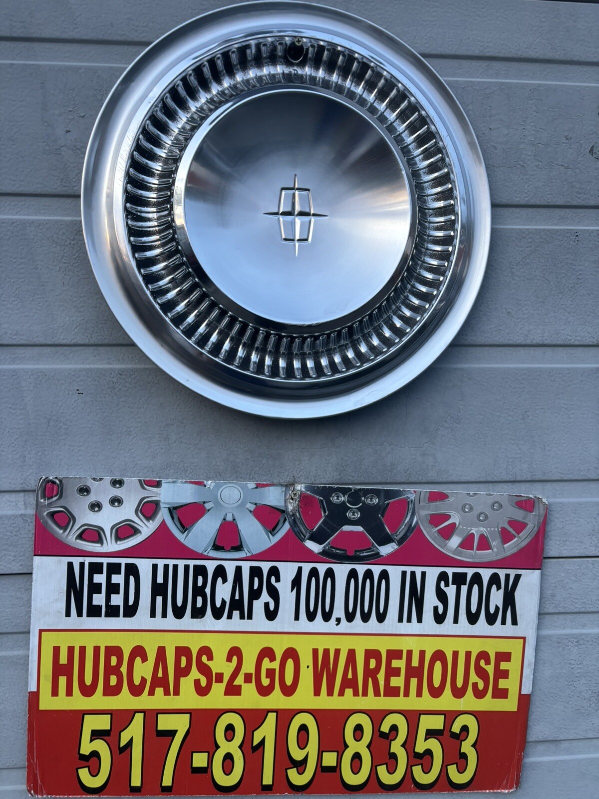 1966-69  Lincoln Continental  Hubcap One Original Beautiful Mint Rare Stainless