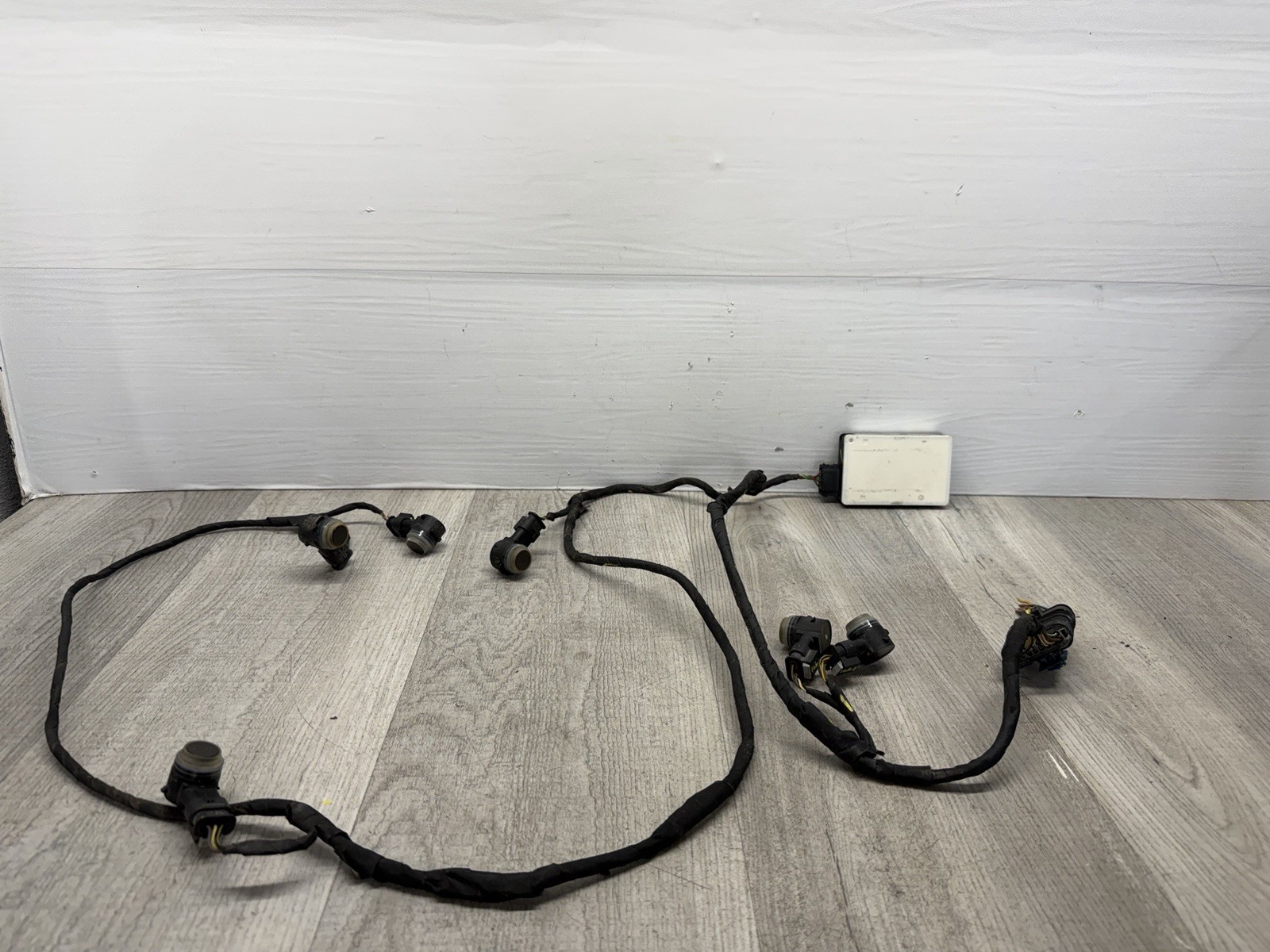 2013-2020 Mercedes Benz C300 Front Parking Wire Harness W/ Blindspot Module (A3)