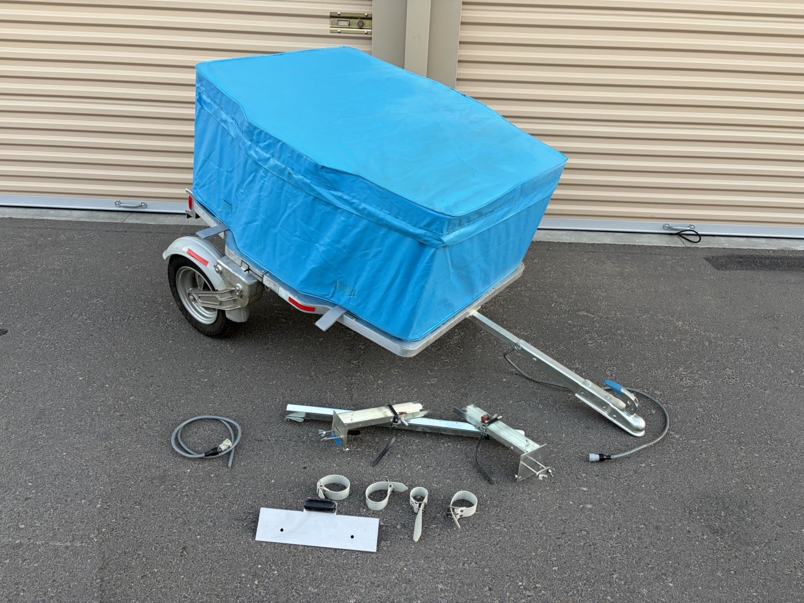 Vintage Besco Folding Trailer 1980 Aluminum trailer - Near Mint & Conplete RARE