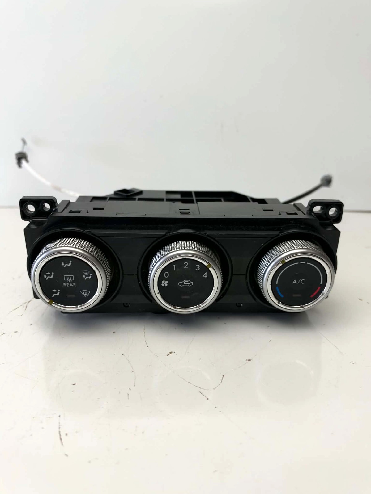 2015 - 2017 Subaru Impreza Crosstek Temperature Climate Control Unit 72311 FJ500