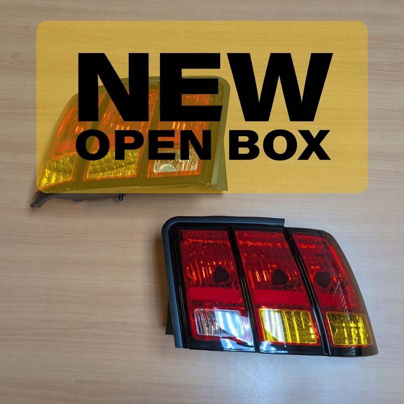 OE AMBER SIGNAL COBRA Tail Light Set For 99-01 Ford Mustang SVT - OPEN BOX OE AMBER SIGNAL COBRA Tail Light Set For 99-01 Ford Mustang SVT - OPEN BOX