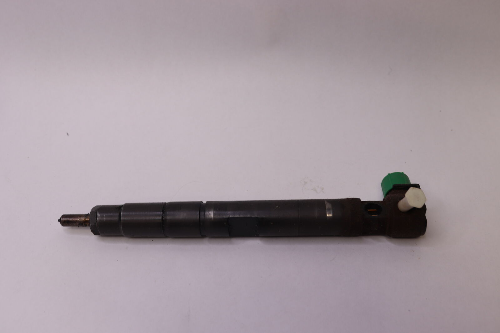 Delphi Genuine Fuel Injector 7261663 -Core Only