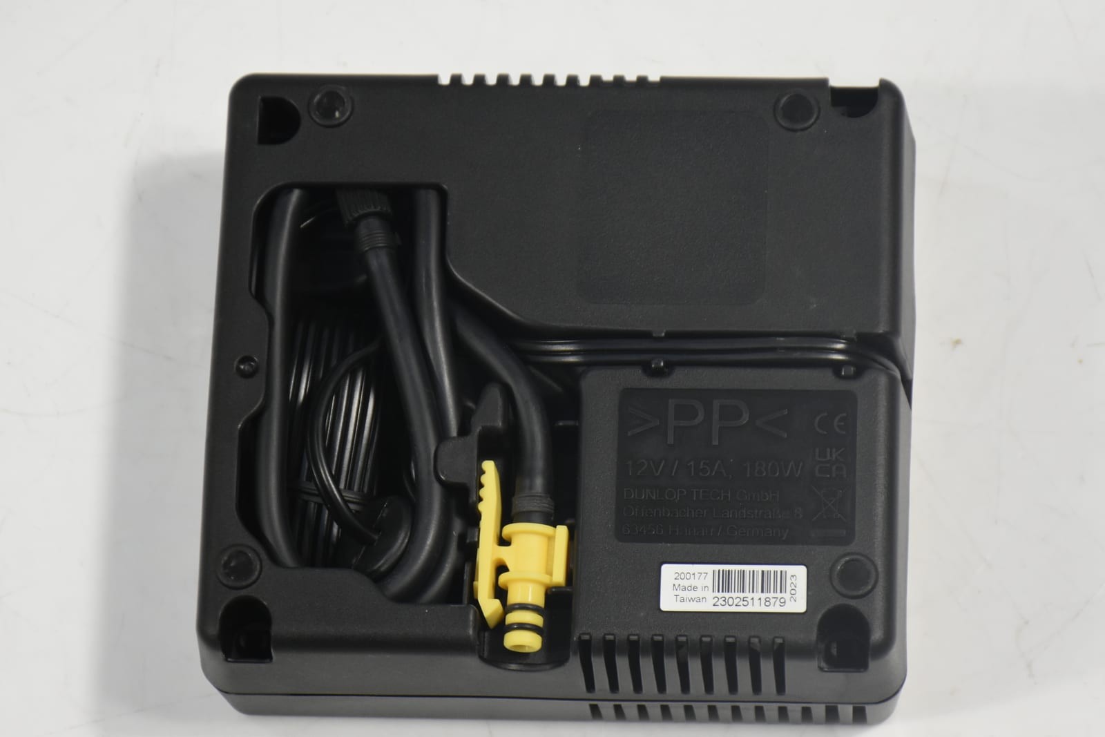 Mercedes-Benz E C EQC Tire Inflator Compressor A0005838305 Mercedes-Benz E C EQC Tire Inflator Compressor A0005838305