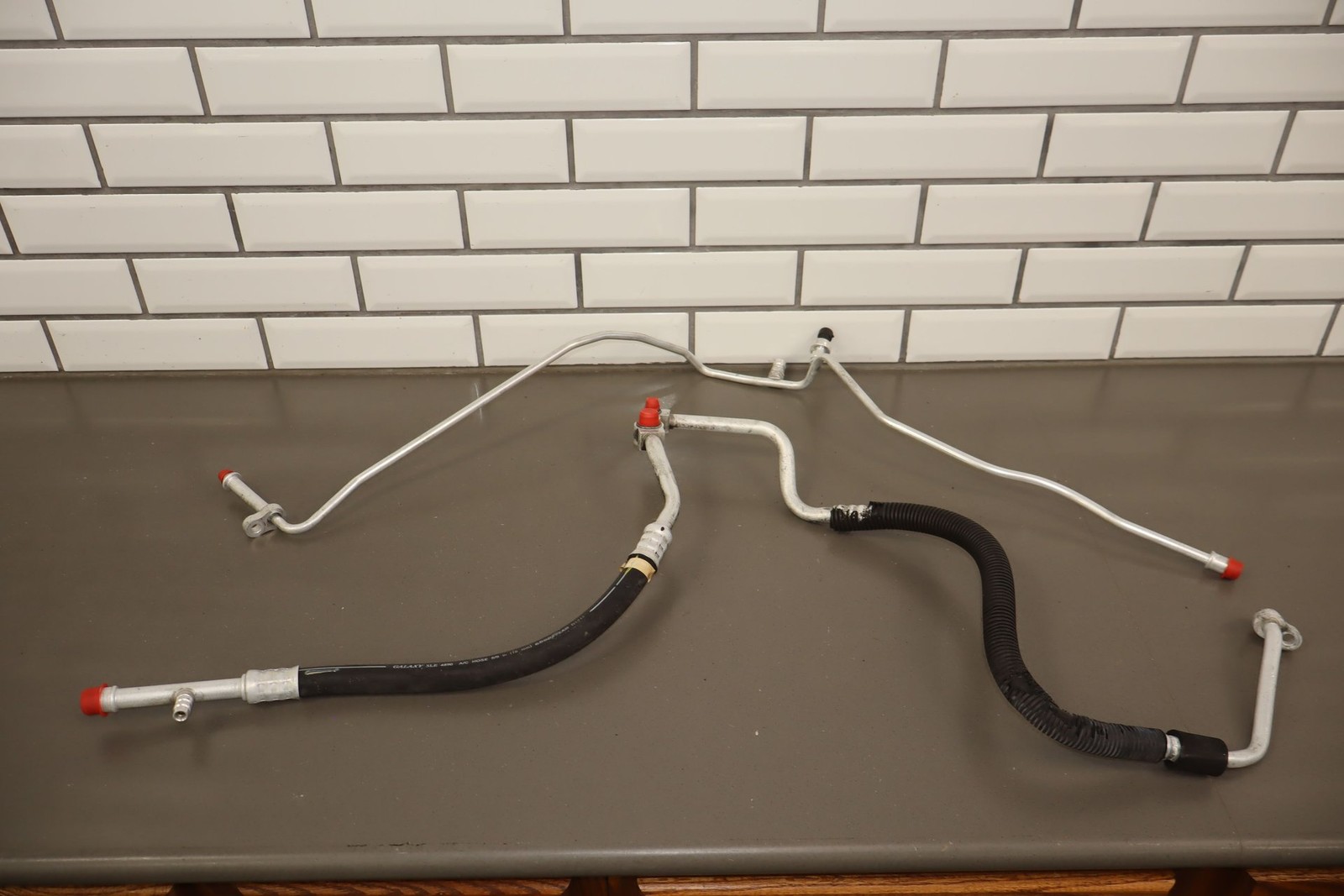 2008 Cadillac XLR Platinum Suction Hose OEM 993700
