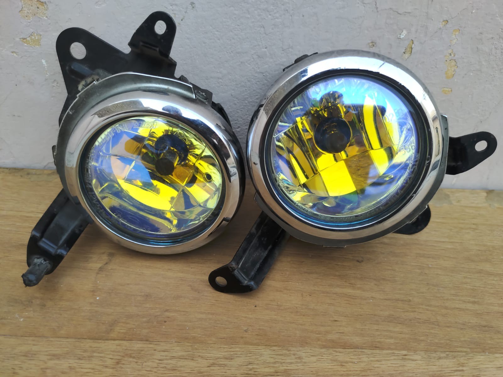 Koito Japan 1198-1177 Subaru Impreza WRX STI Gdb Gda Rainbow Fog Lights JDM 