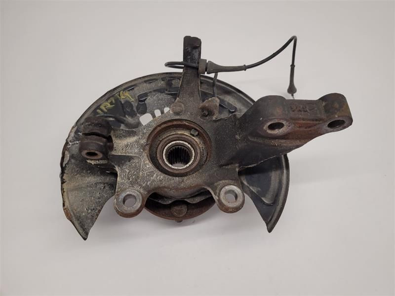 2018-2023 Nissan Kicks Passenger Right Front Spindle Knuckle OEM