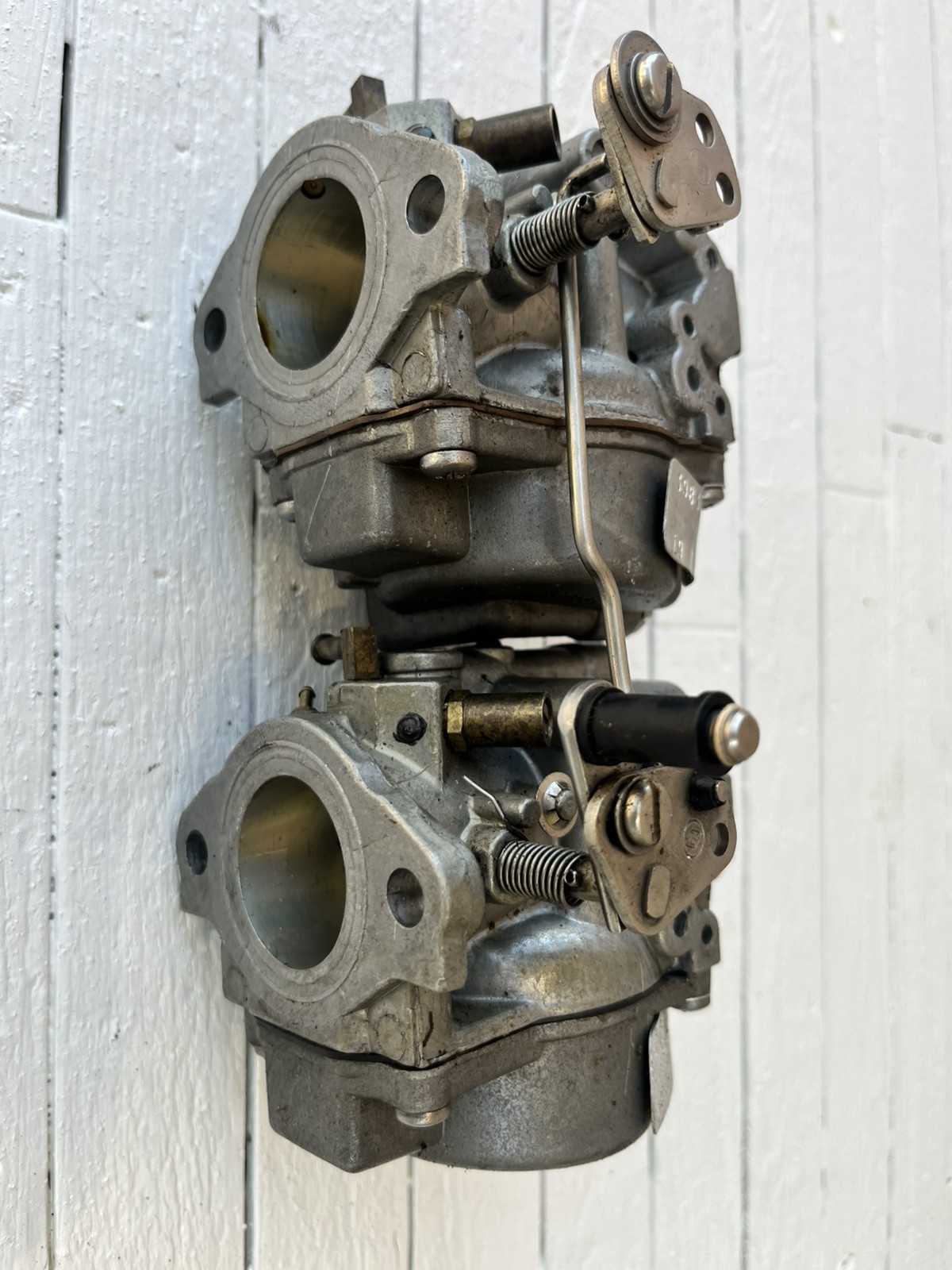 Evinrude Johnson 40hp Carburetor Carb OEM 398340 398347 Freshwater Evinrude Johnson 40hp Carburetor Carb OEM 398340 398347 Freshwater