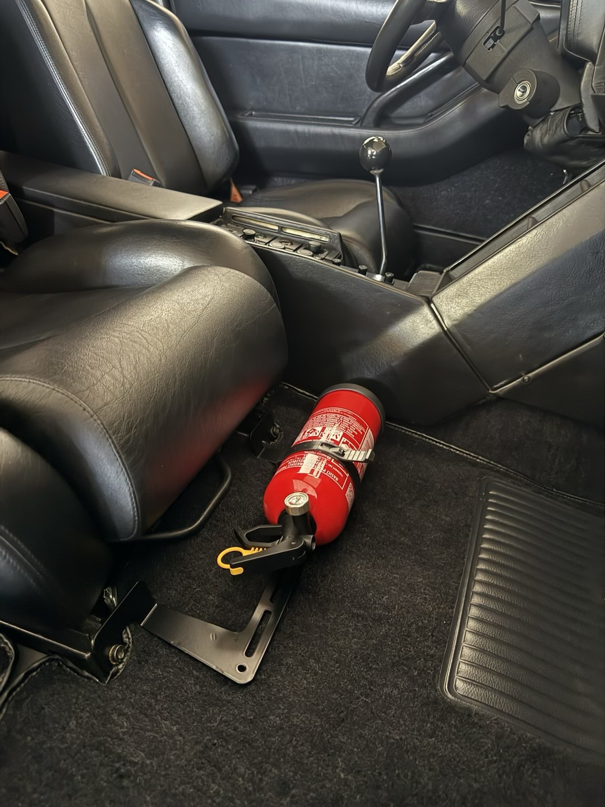 Fire Extinguisher Bracket for Ferrari Testarossa - Safety & Style