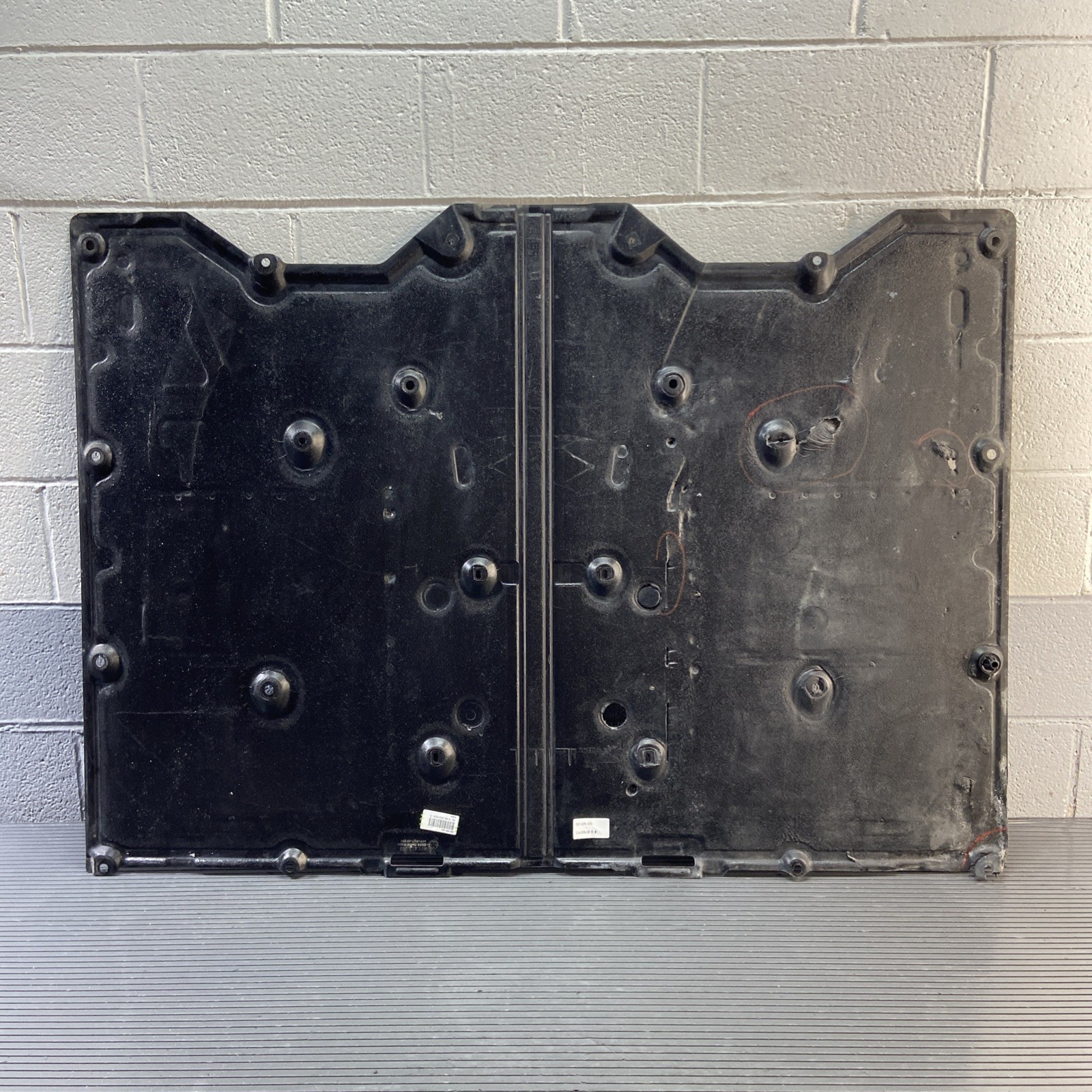 2020-2025 Porsche 911 Turbo 992 Underbody Floor Pan Splash Shield OEM *NOTE*