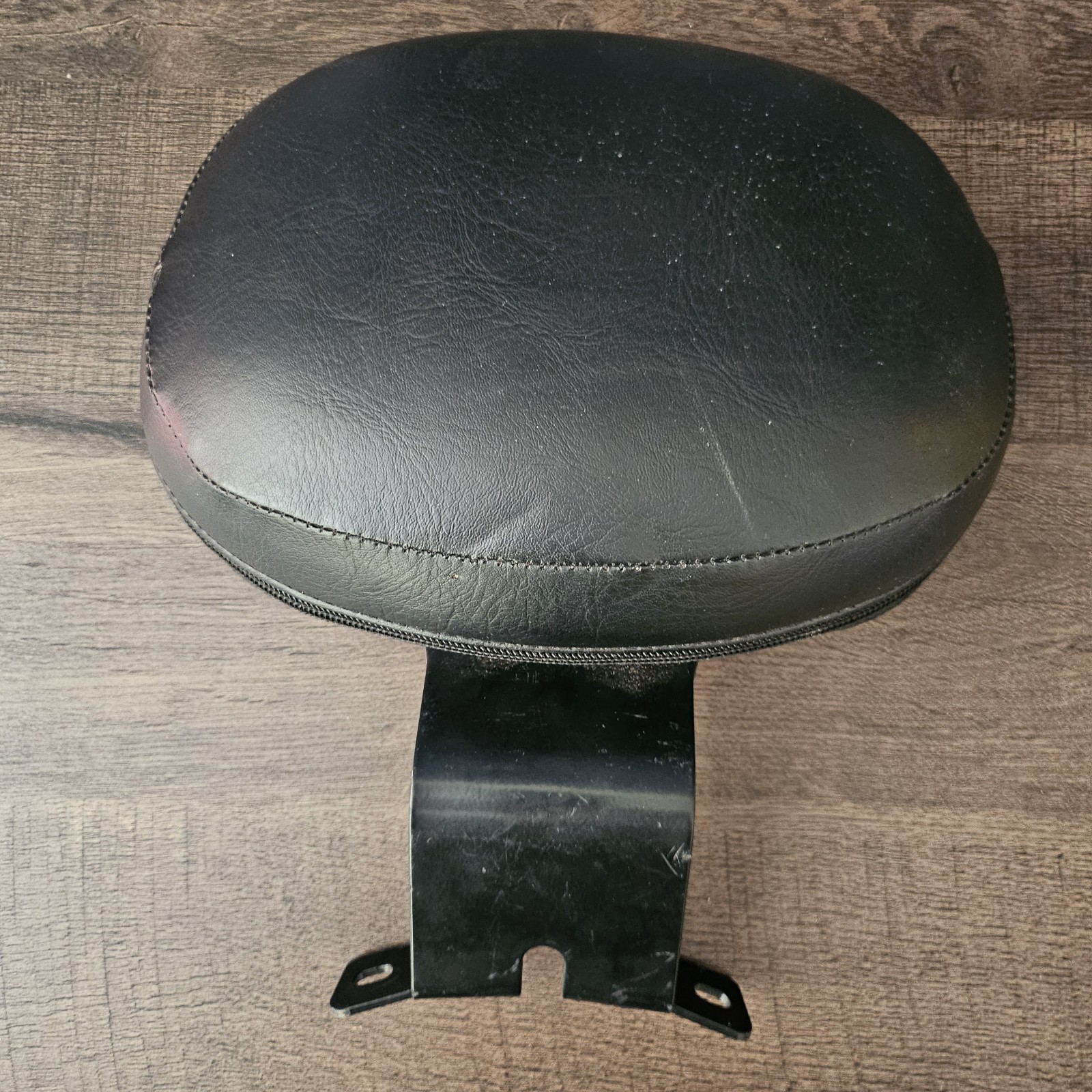 Harley-Davidson Softail FLSTC Driver Backrest Rider Black 2007-Later Harley-Davidson Softail FLSTC Driver Backrest Rider Black 2007-Later