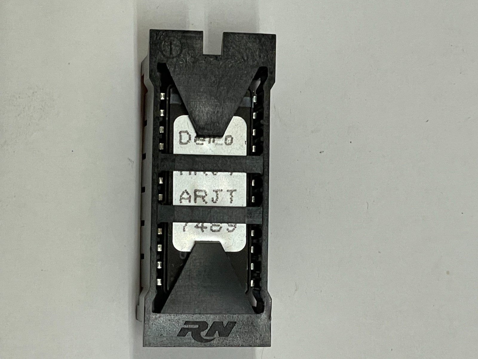 Prom Chip ARJT 1990 1991 Chevy GMC 5.7L 350 TBI 700R4 FOR 1227747 ECM/ECU Prom Chip ARJT 1990 1991 Chevy GMC 5.7L 350 TBI 700R4 FOR 1227747 ECM/ECU