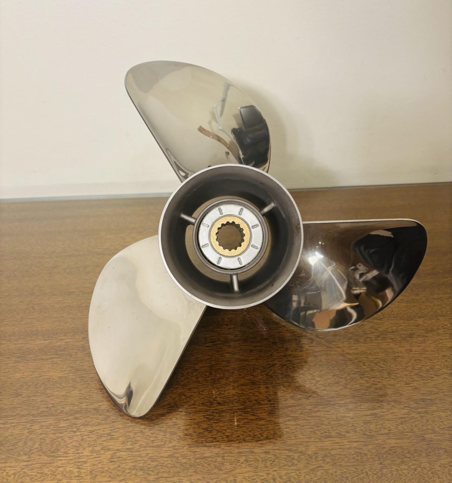 13 3/4x17 Stainless Steel Outboard Propeller For Yamaha Motor 60-115HP 15Tooth 13 3/4x17 Stainless Steel Outboard Propeller For Yamaha Motor 60-115HP 15Tooth