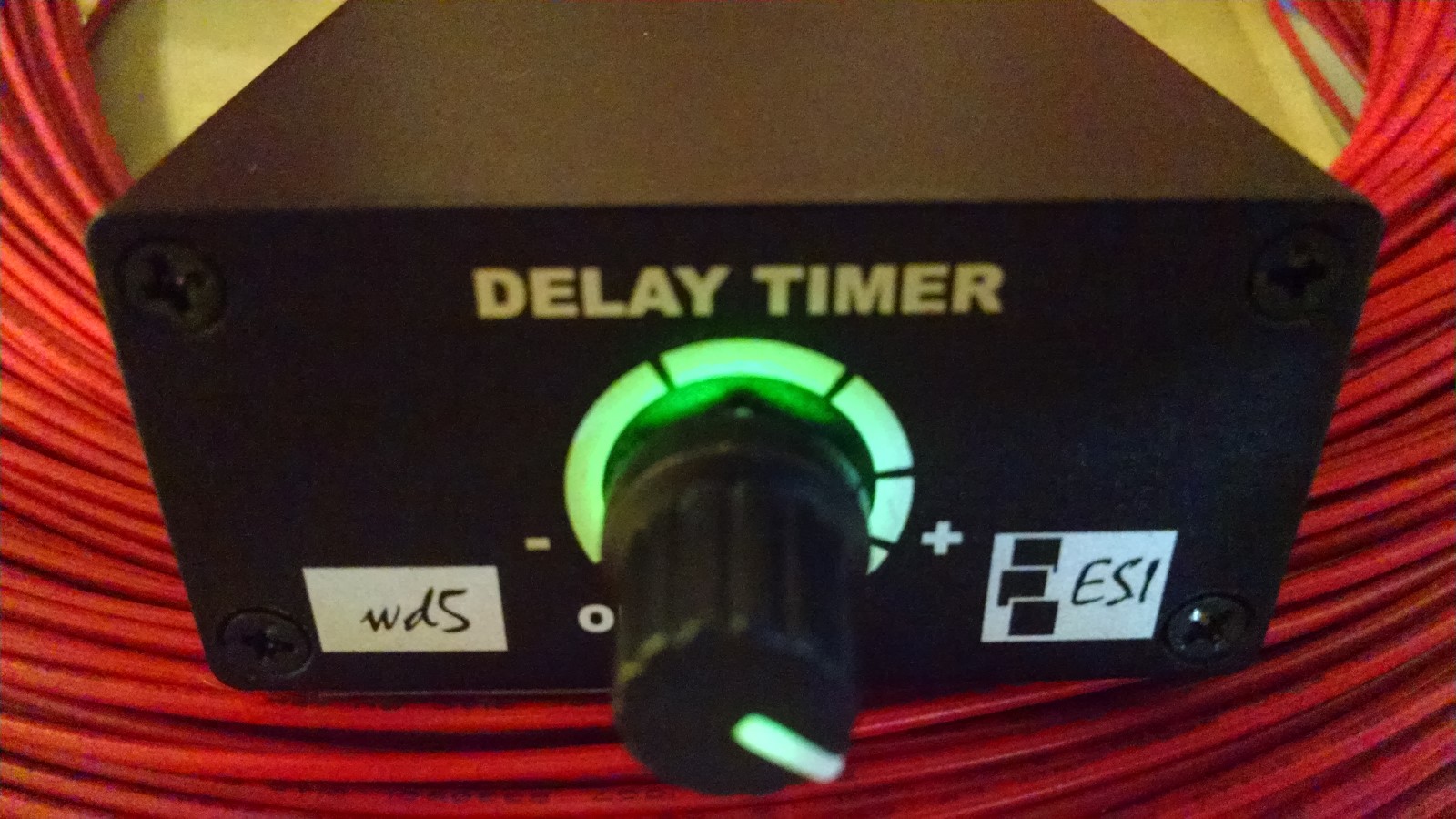 WIPER DELAY SWITCH WITH 2-30 SECOND DELAY UNIVERSAL FIT USE WITH 12 VOLT WIPERS