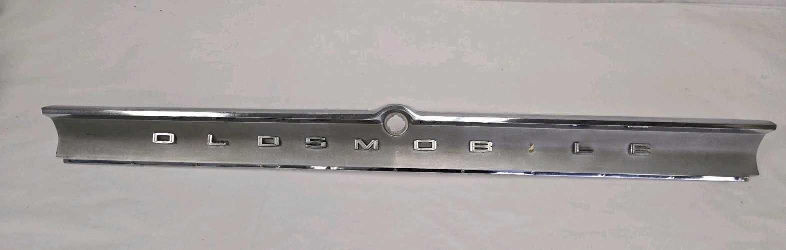 1964 Oldsmobile Dynamic 88 Rear Body Moulding OEM GM 5717883 1964 Oldsmobile Dynamic 88 Rear Body Moulding OEM GM 5717883