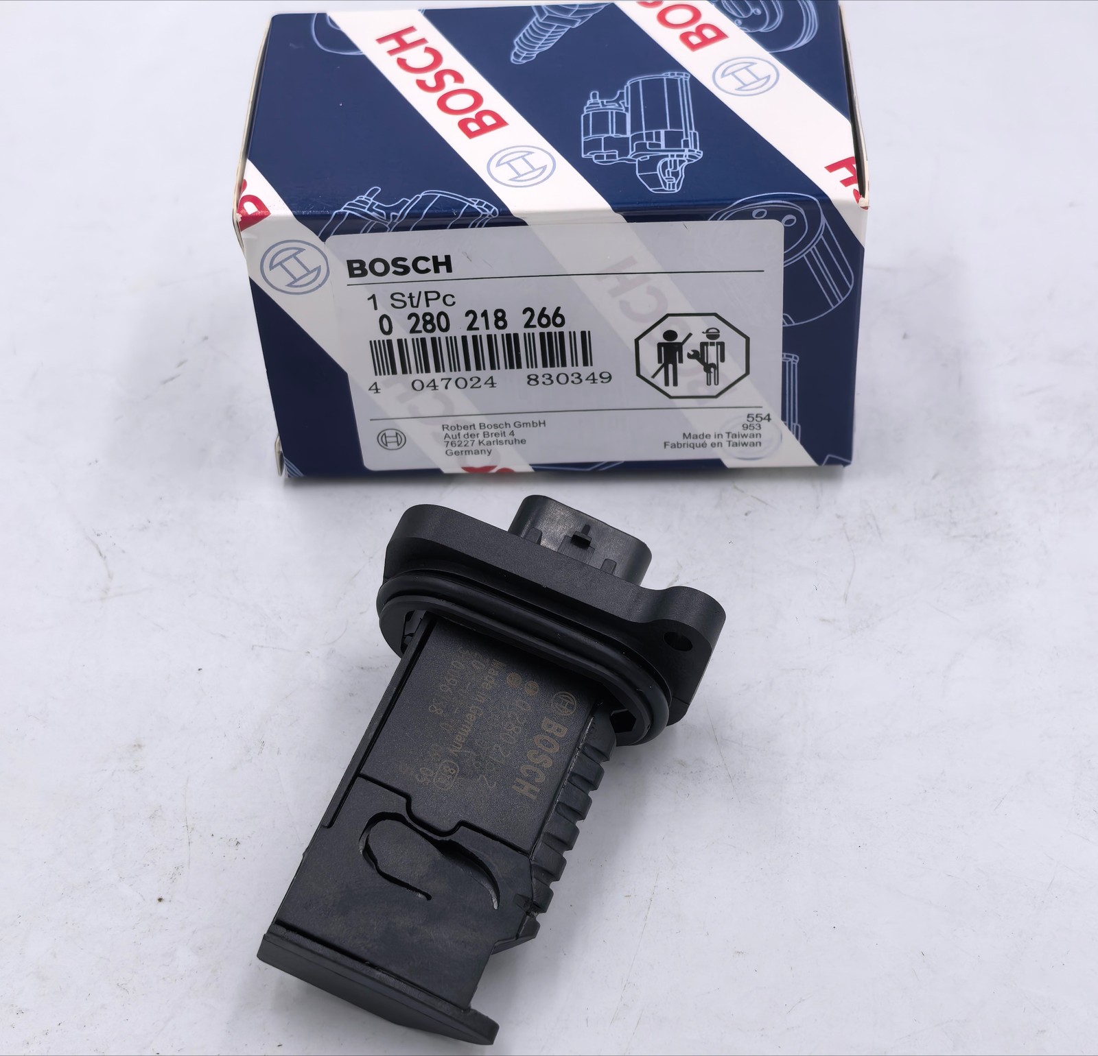 Air Mass Sensor 0280218266 13627602038 Bosch Fits For BMW F80 F82 M3 M4 New