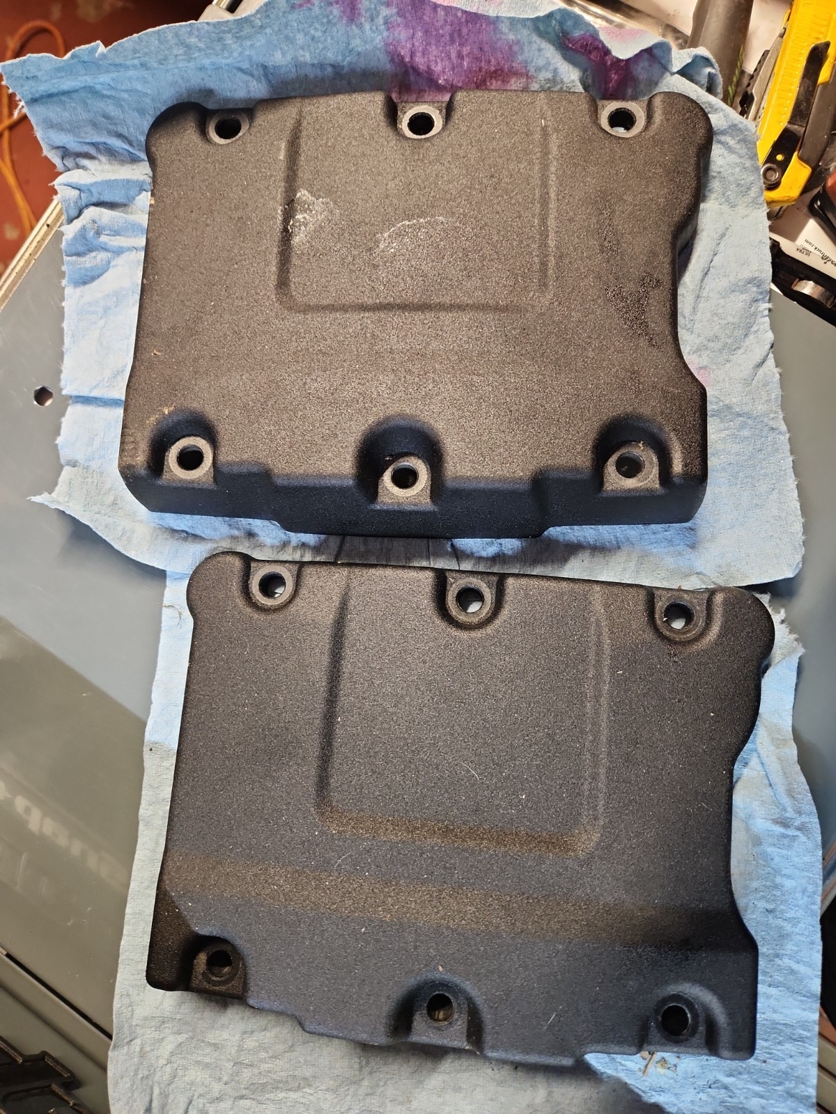 OEM Harley TWIN CAM Touring Softail Dyna Rocker Box Top Covers Textured Black OEM Harley TWIN CAM Touring Softail Dyna Rocker Box Top Covers Textured Black