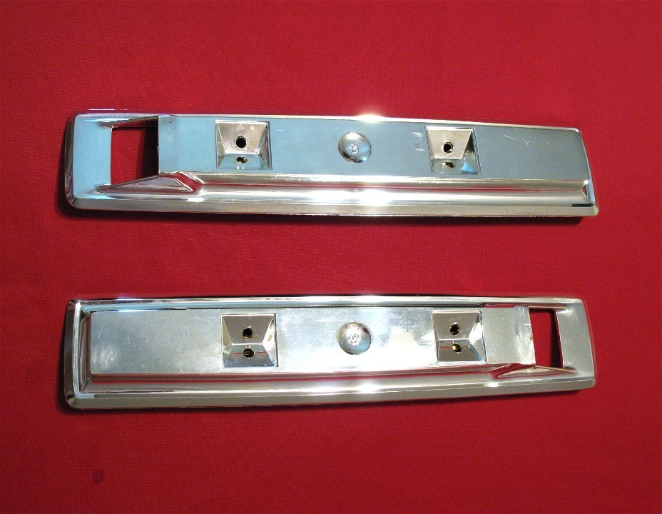 1966 67 68 Mopar B & C Body Armrest Bezels 2589584 Charger GTX  Satellite NOS?