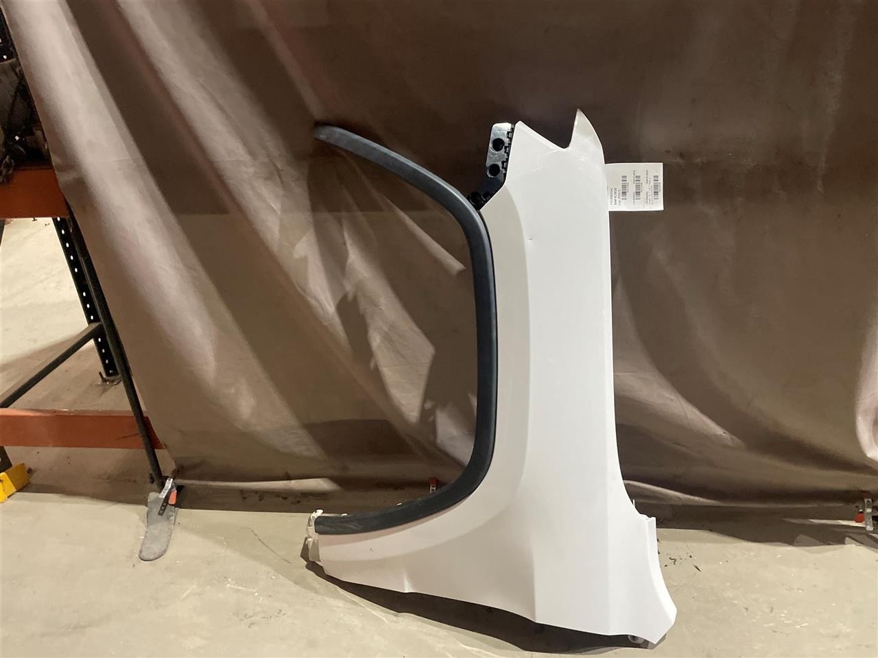 Used Front Left Fender fits: 2015 Jeep Grand cherokee Front Laredo VIN A 7th dig