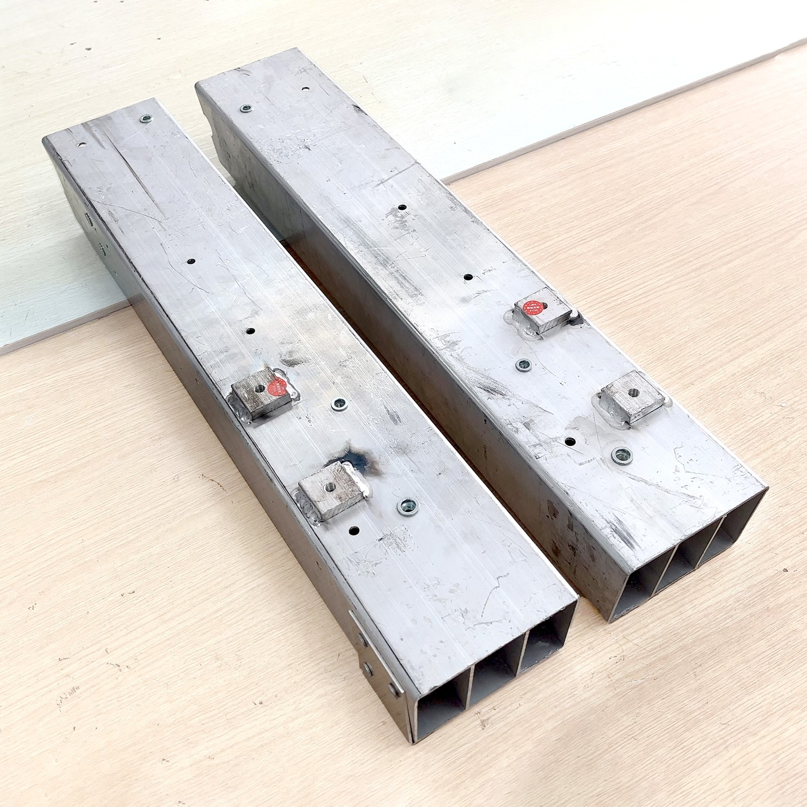 2×Front Frame Beam For Ferrari F8 Spider Tributo 488 Pista 985904561 985904565