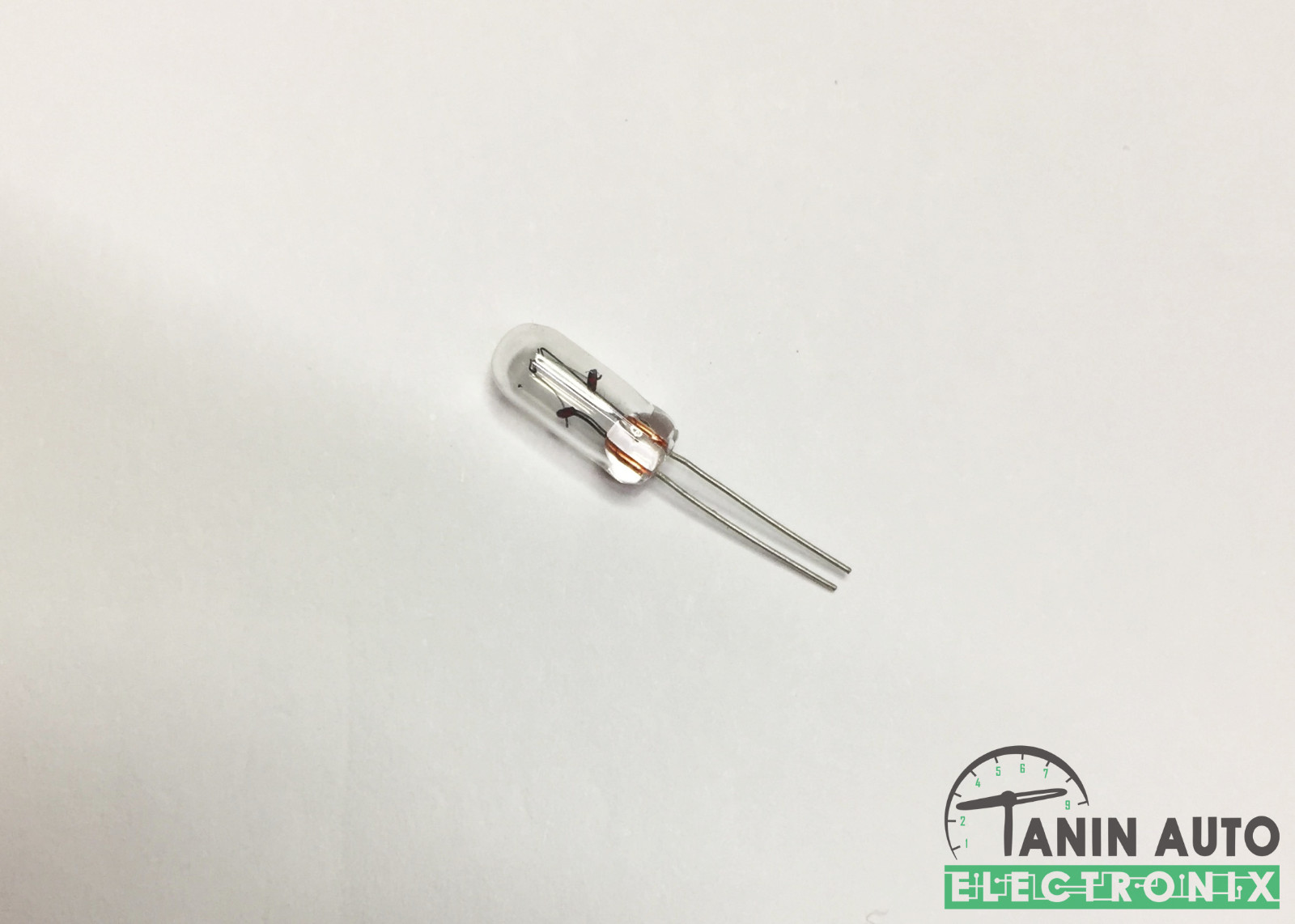 (1 qty) 1998-2003 Ford Ranger F150 F250 F350 Light Bulb for Passenger SRS light (1 qty) 1998-2003 Ford Ranger F150 F250 F350 Light Bulb for Passenger SRS light