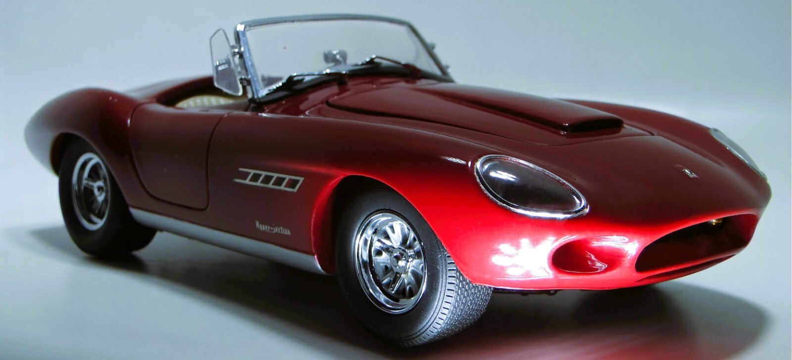 CUSTOM Car w/Chevrolet Corvette55Chevy57Engine/Orig.Wheel Rims1:24SCALE1963MODEL CUSTOM Car w/Chevrolet Corvette55Chevy57Engine/Orig.Wheel Rims1:24SCALE1963MODEL