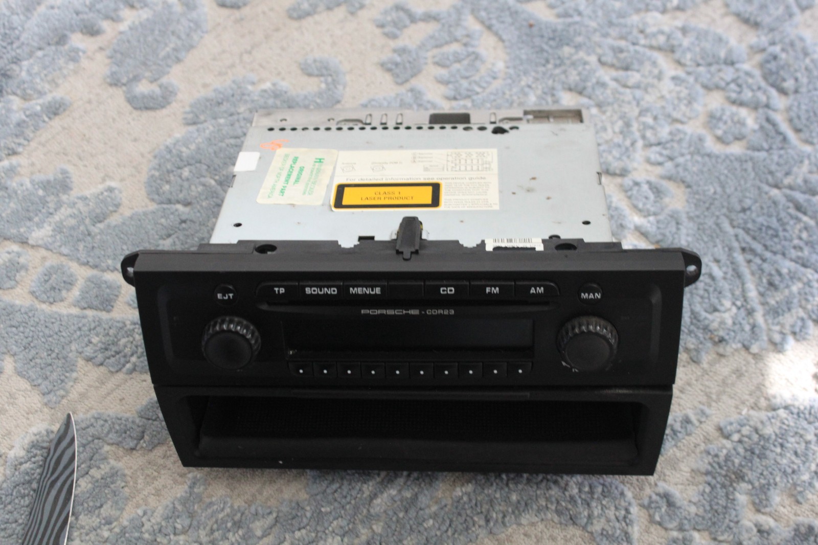 OEM PORSCHE RADIO CDR23 Tested incl Storage Case and rubber matt