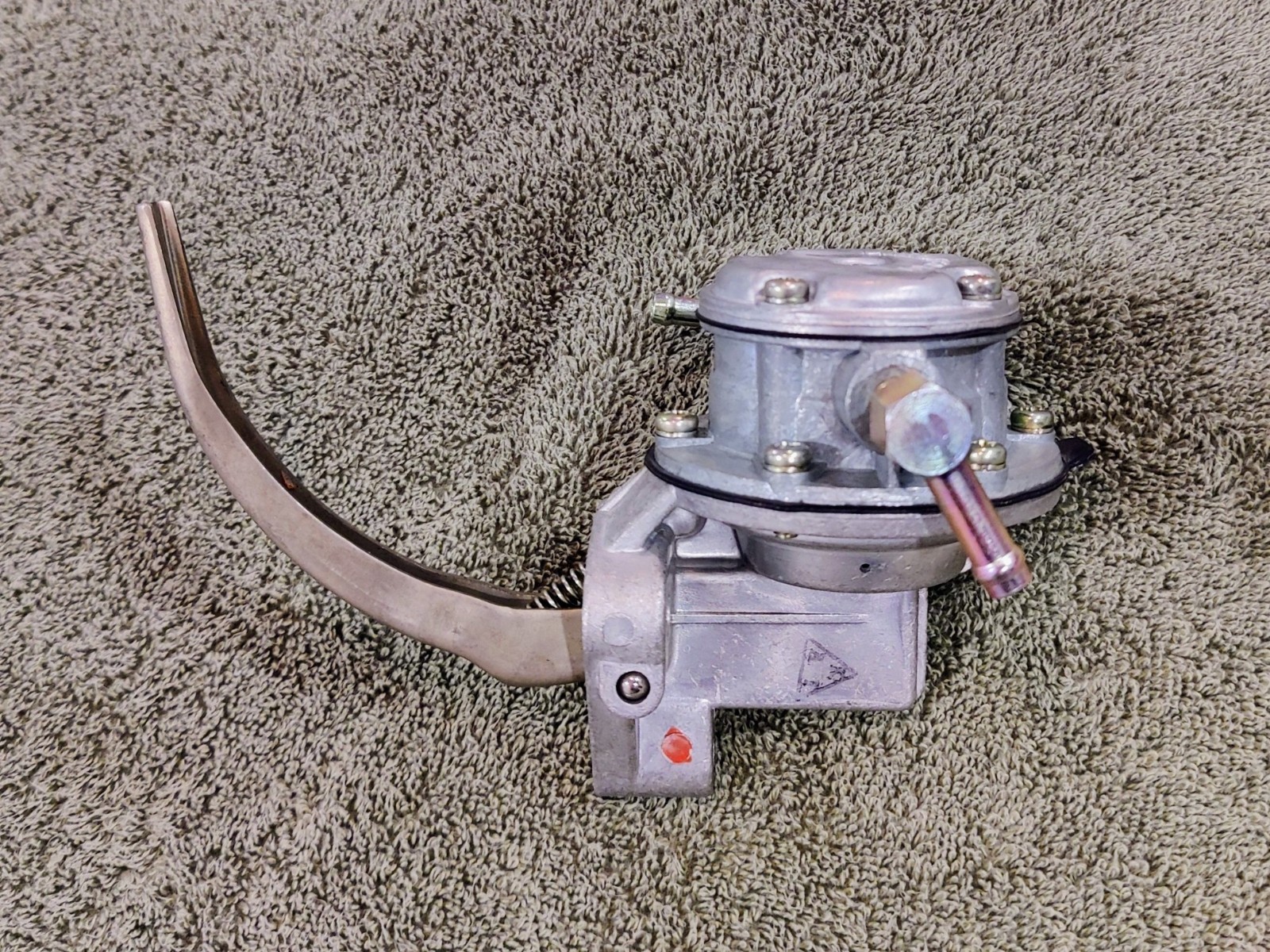 NOS Datsun 240Z KYOSAN DENKI JAPAN OEM Nissan Fuel Pump 17010-N3526 S3085 NP-503 NOS Datsun 240Z KYOSAN DENKI JAPAN OEM Nissan Fuel Pump 17010-N3526 S3085 NP-503